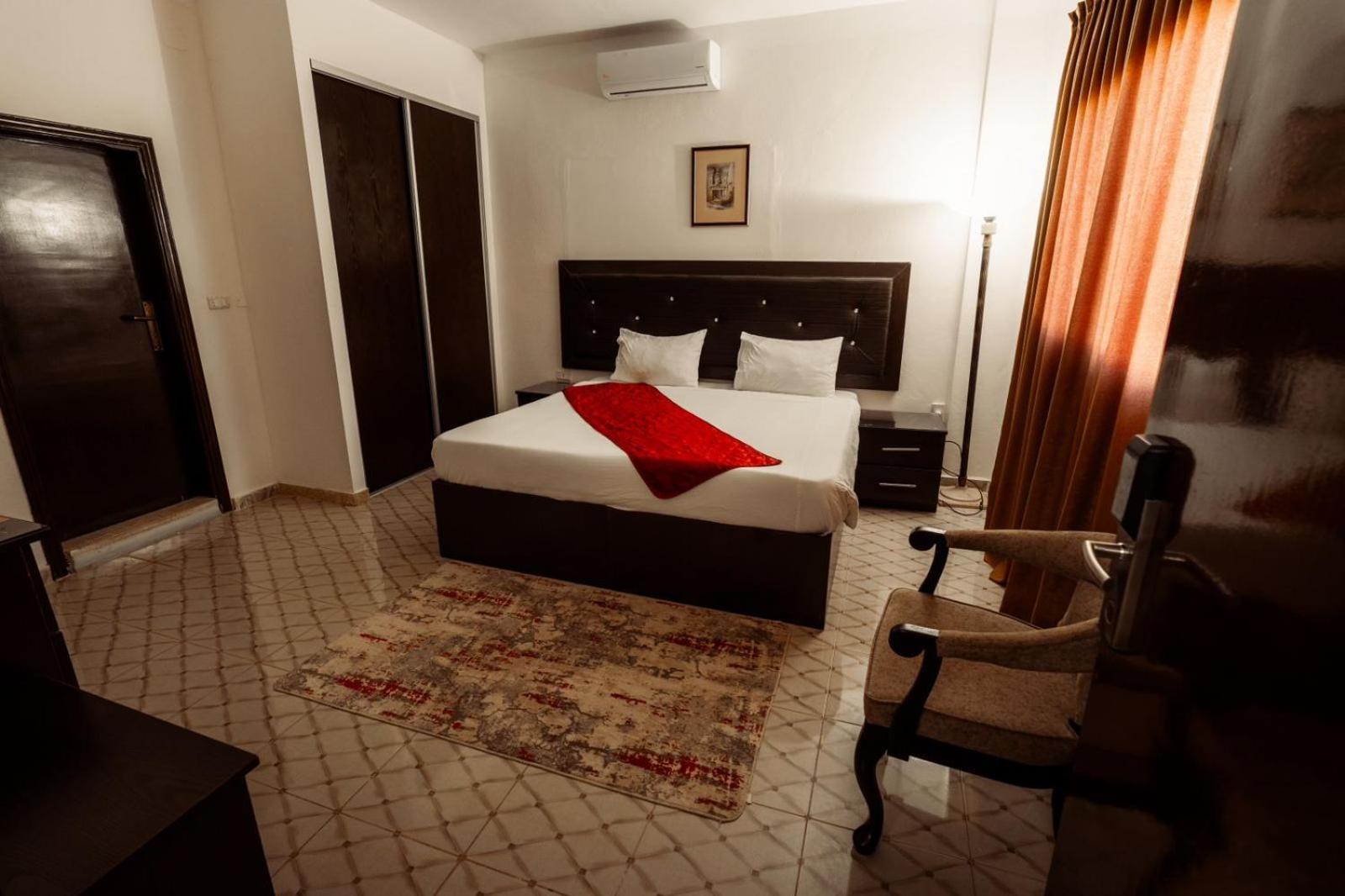 Plaza View Hostel Aţ Ţayyibah Eksteriør bilde