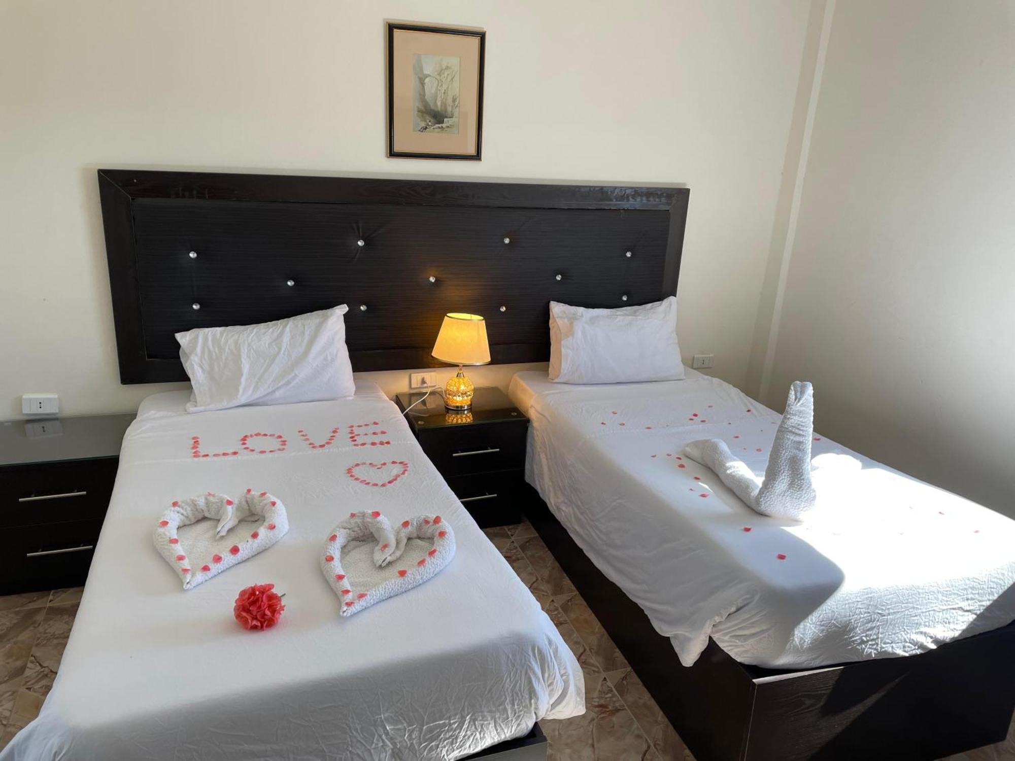 Plaza View Hostel Aţ Ţayyibah Eksteriør bilde