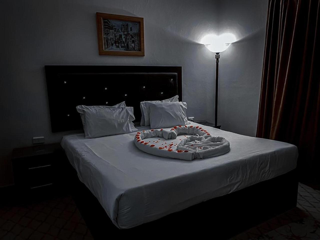 Plaza View Hostel Aţ Ţayyibah Eksteriør bilde