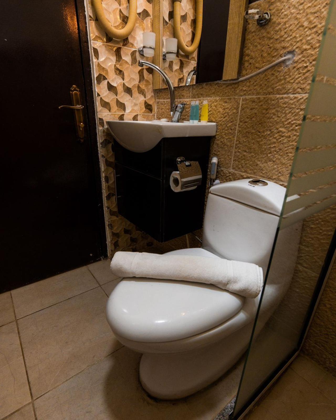 Plaza View Hostel Aţ Ţayyibah Eksteriør bilde